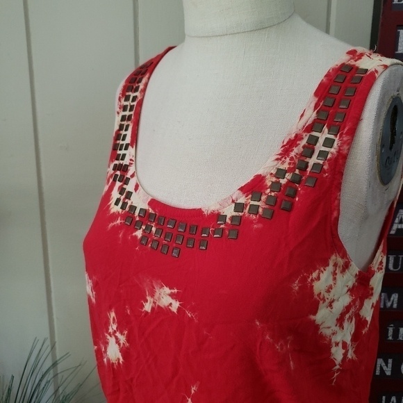 Forever 21 tie dye style top metal decorations & Criss cross open back Size M - Picture 3 of 11